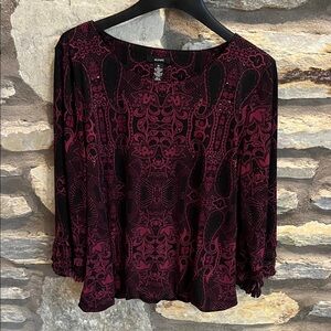 Alfani Women's Top with Black and Burgundy Design